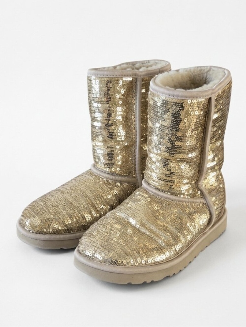 UGG Australia Gold Sequin Classic Short Boots Size 6 Youth Girl Shearling Sparkl